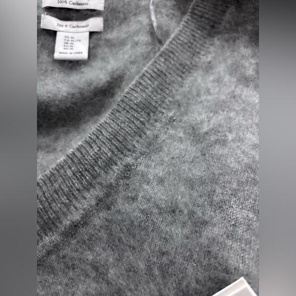 Jason Wu Soft Gray V-Neck Sweater - Picture 5 of 9